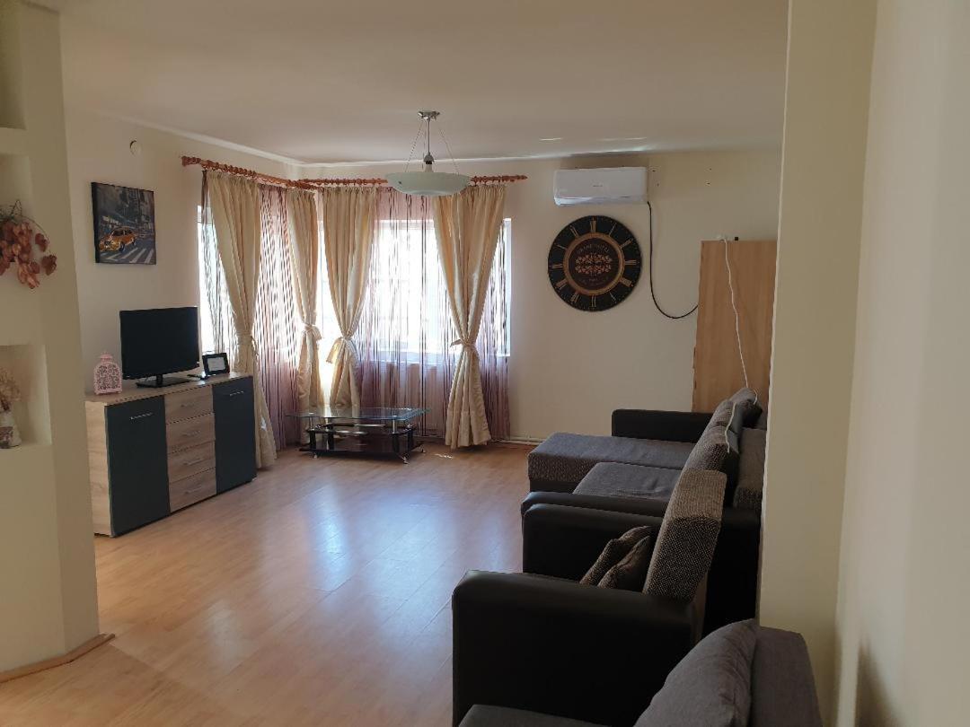 Mamaia Faleza Nord Констанца Экстерьер фото